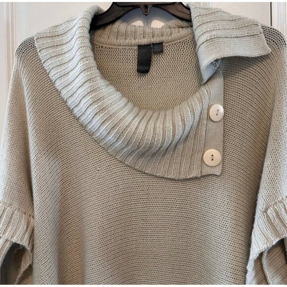 Quinn Womens Acrylic Poncho Sweater With Button Cowl Neck Beige Size S - Picture 8 of 9